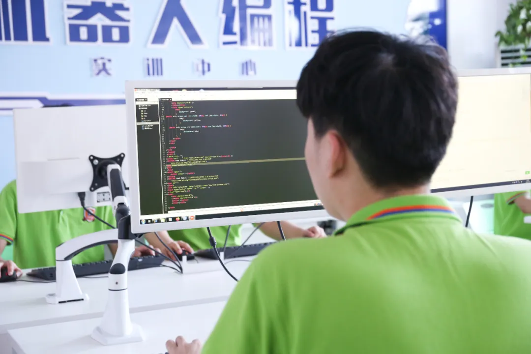 W(xu)УB(yng)(sh)ü˲ŵSu@