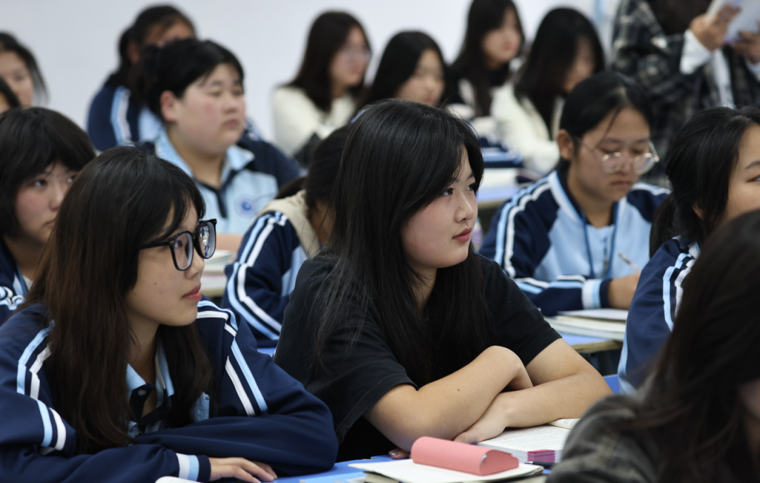 ͷֿAW_kWֱͨ܇